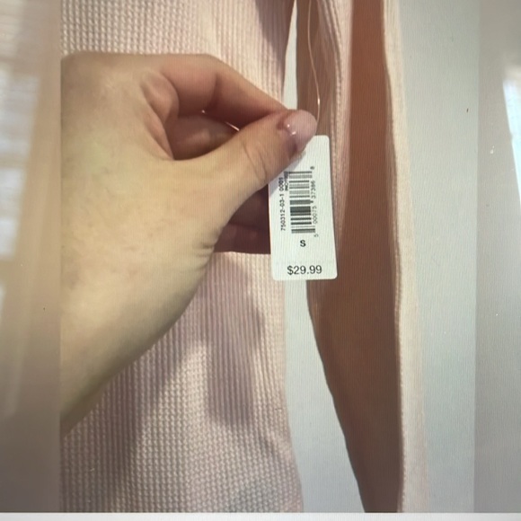 2 NWT Gap Henley Thermals - Red & Pink- Size Small - Picture 3 of 3